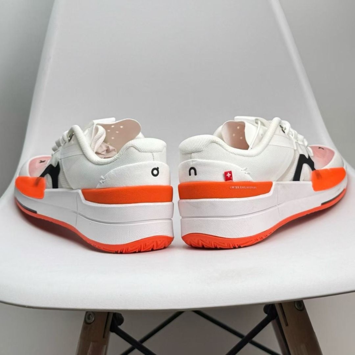 giày on roger pro 2 clay ‘white flame’ 3we10330256 (4) giày on roger pro 2 clay ‘white flame’ 3we10330256