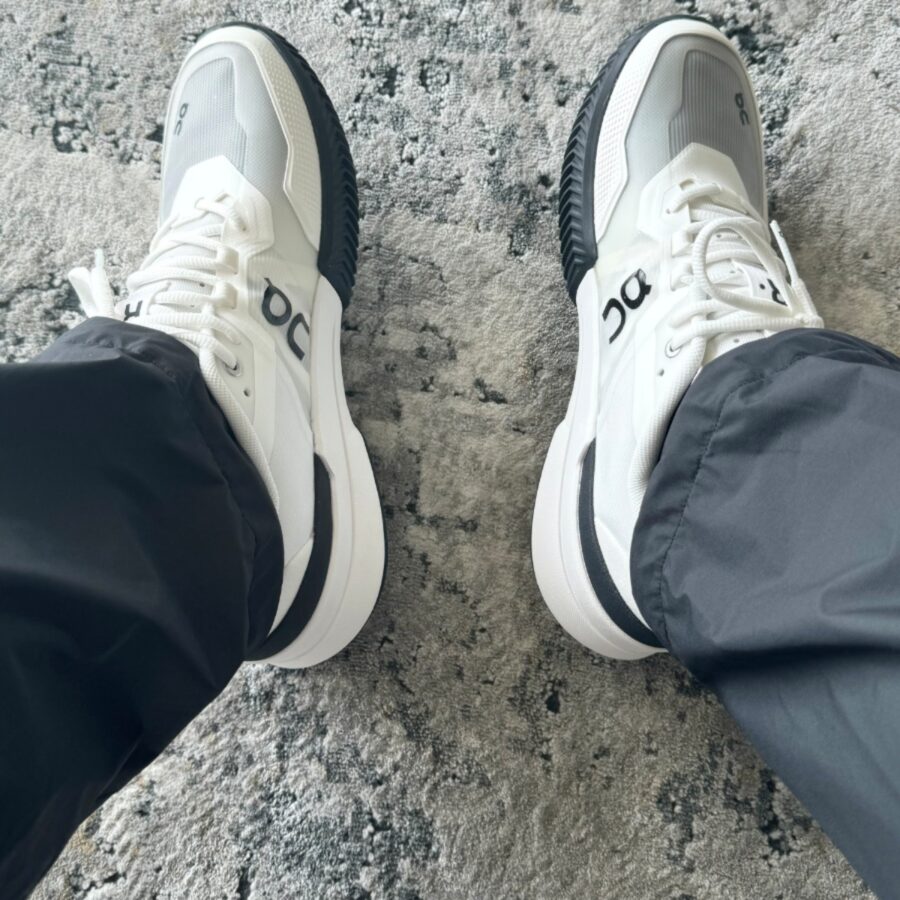 giày on running roger pro 2 ‘clay white’ 3me10570462