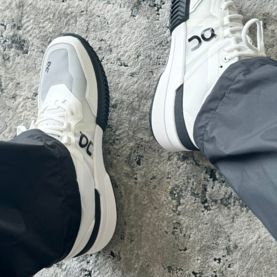 giày on running roger pro 2 ‘clay white’ 3me10570462