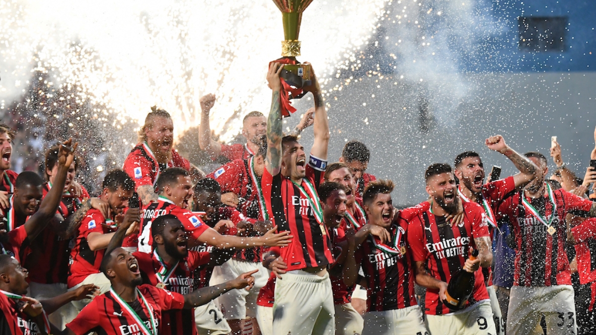 áo bóng đá câu lạc bộ ac milan: biểu tượng thời trang của rossoneri