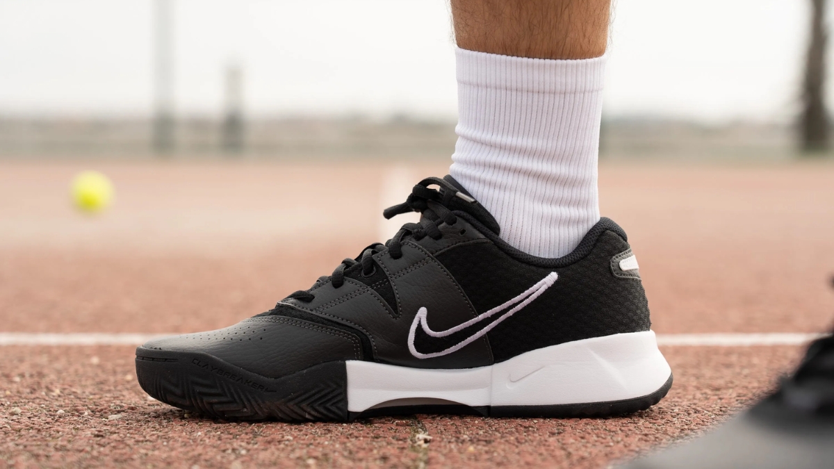 đánh giá nikecourt lite 4 liệu có phù hợp cho người mới chơi?