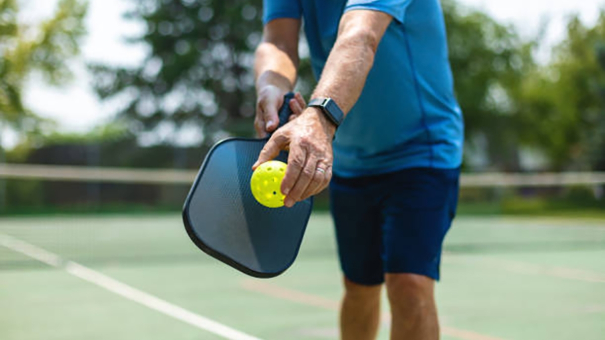 cách cầm vợt pickleball đơn giản chuẩn kỹ thuật cách cầm vợt pickleball đơn giản chuẩn kỹ thuật