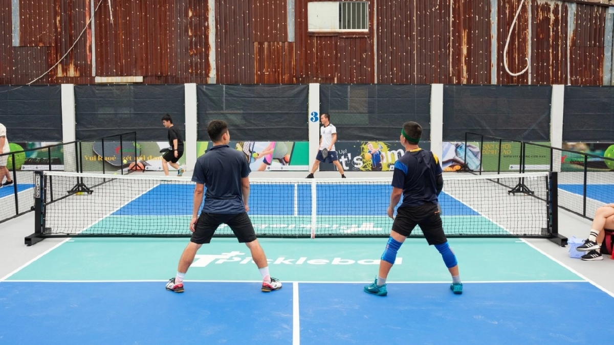 sân t+ pickleball