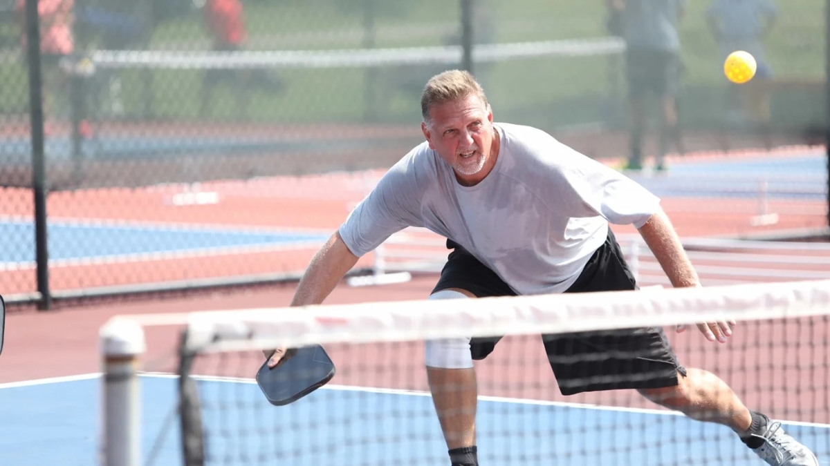 Kỹ thuật đánh trả bóng pickleball từ cơ bản đến nâng cao