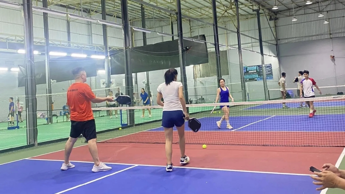 top 9 sân pickleball tân phú - thiên đường của vợt mới ở sài gòn sân pickleball chế lan viên