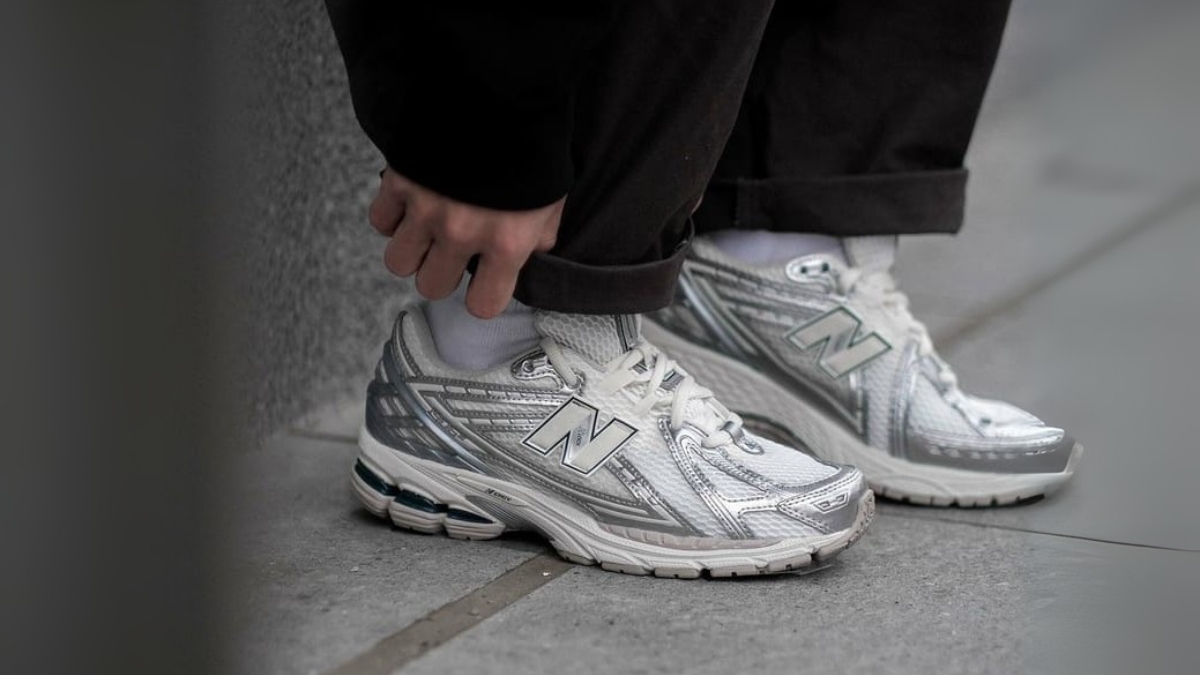 new balance 1906r phối màu metallic trở thành tâm điểm đường phố new balance 1906r phối màu metallic trở thành tâm điểm đường phố