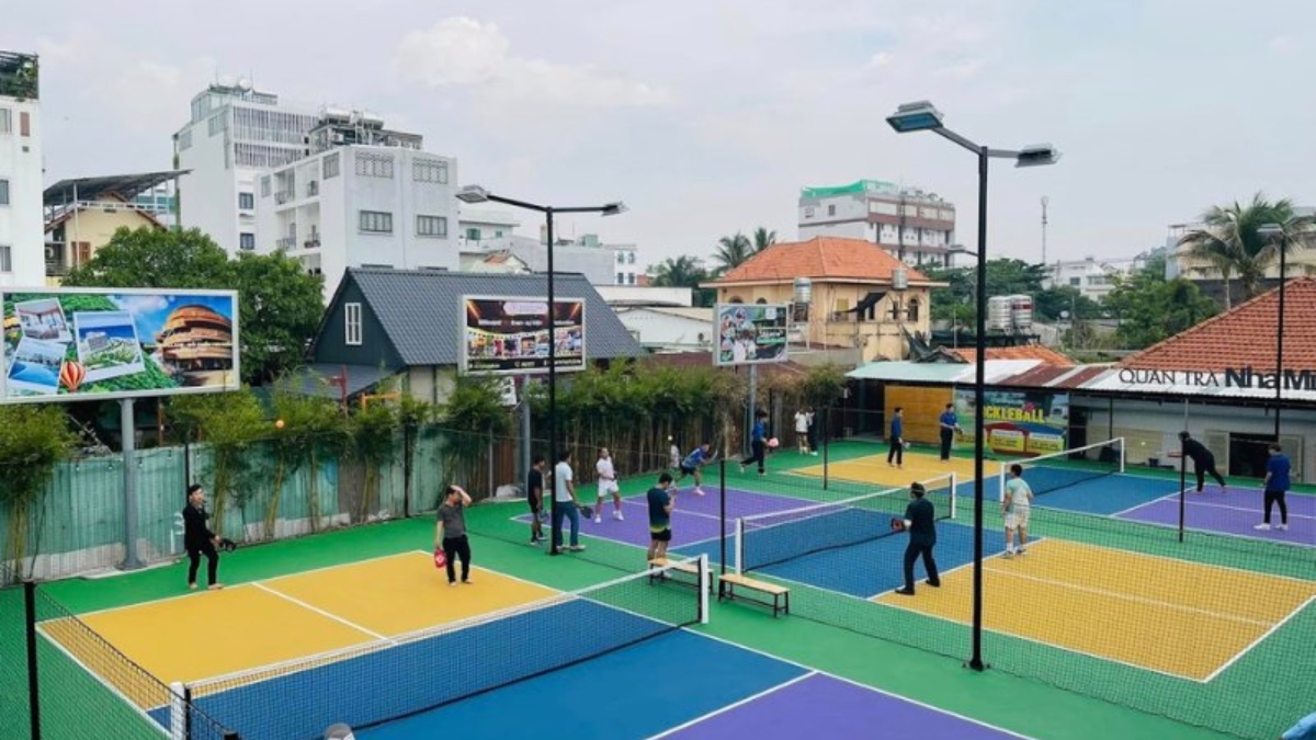 sân pickleball nhà mình