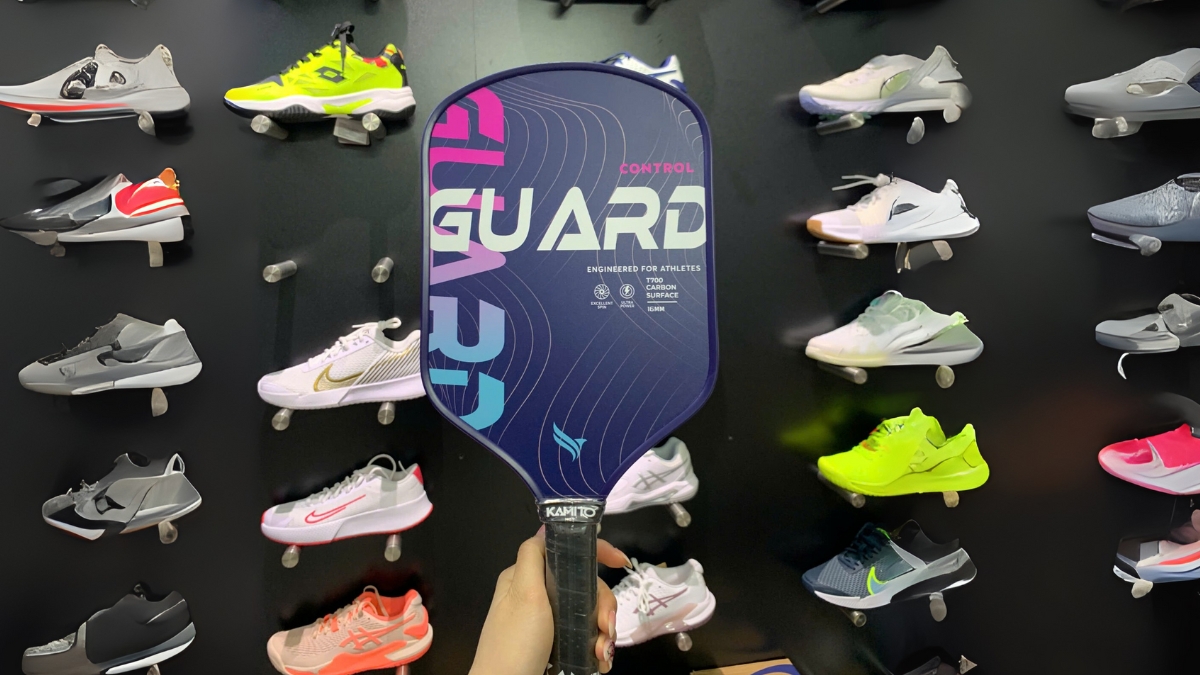 chọn vợt pickleball cho nữ chuẩn "đo ni đóng giày"