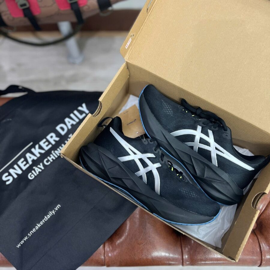 giày asics novablast 5 luxe 'black' 1011c031-001