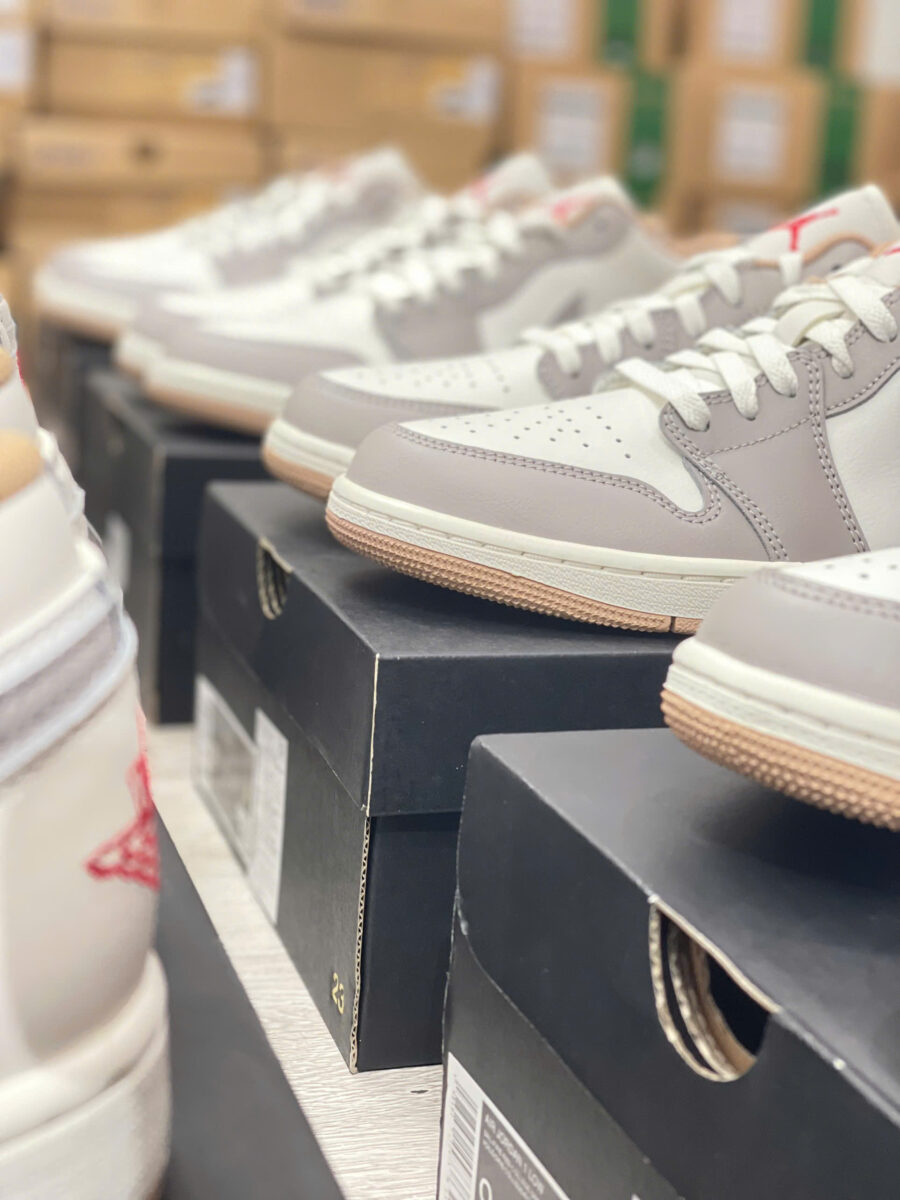 giày air jordan 1 low 'red college grey' 553558-169