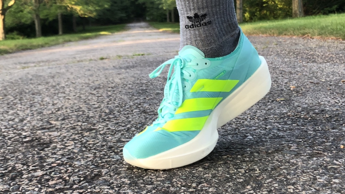 đánh giá chi tiết adidas adizero takumi sen 11