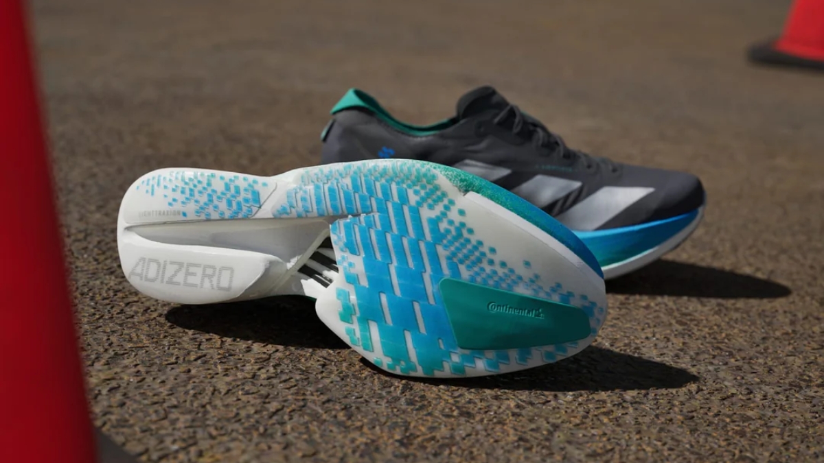 adidas adizero adios pro 4: một bước đột phá hay một bước lùi?