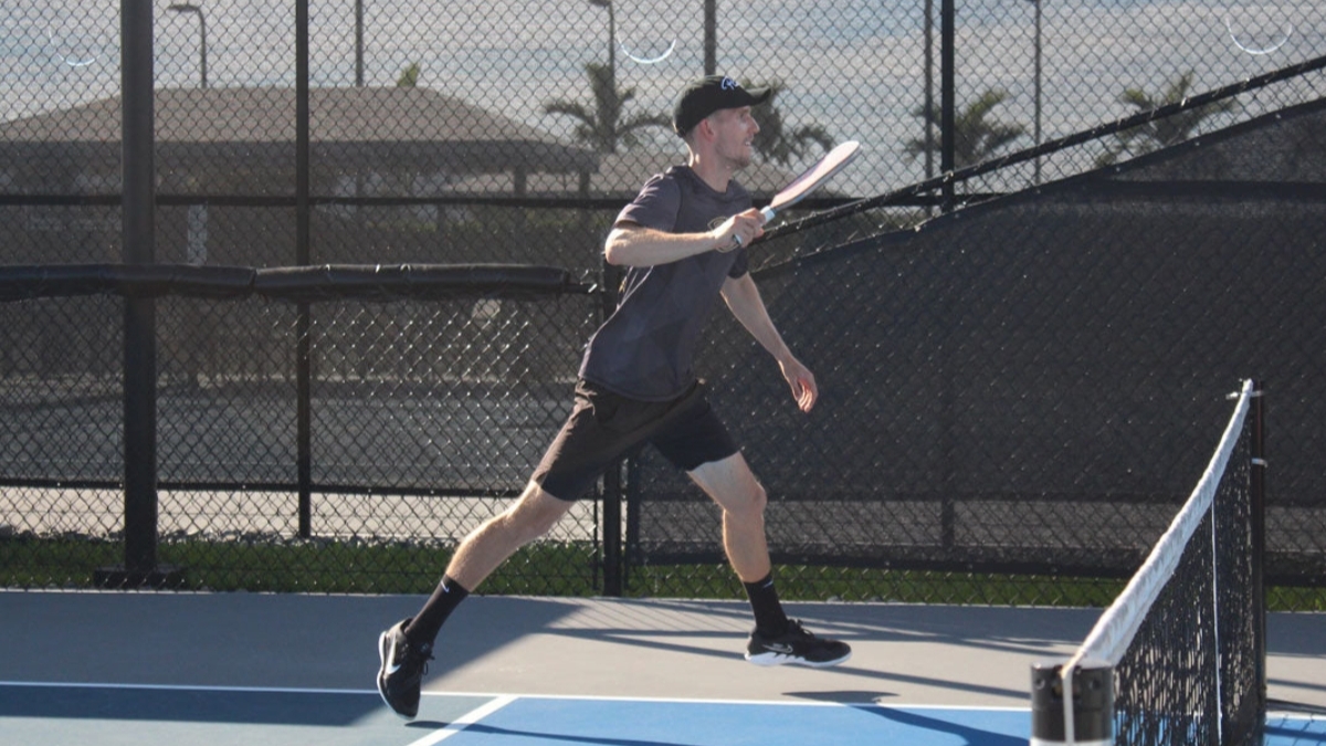 kỹ thuật erne trong pickleball là gì? bí quyết "nhảy lưới" kỹ thuật erne trong pickleball là gì? bí quyết "nhảy lưới"