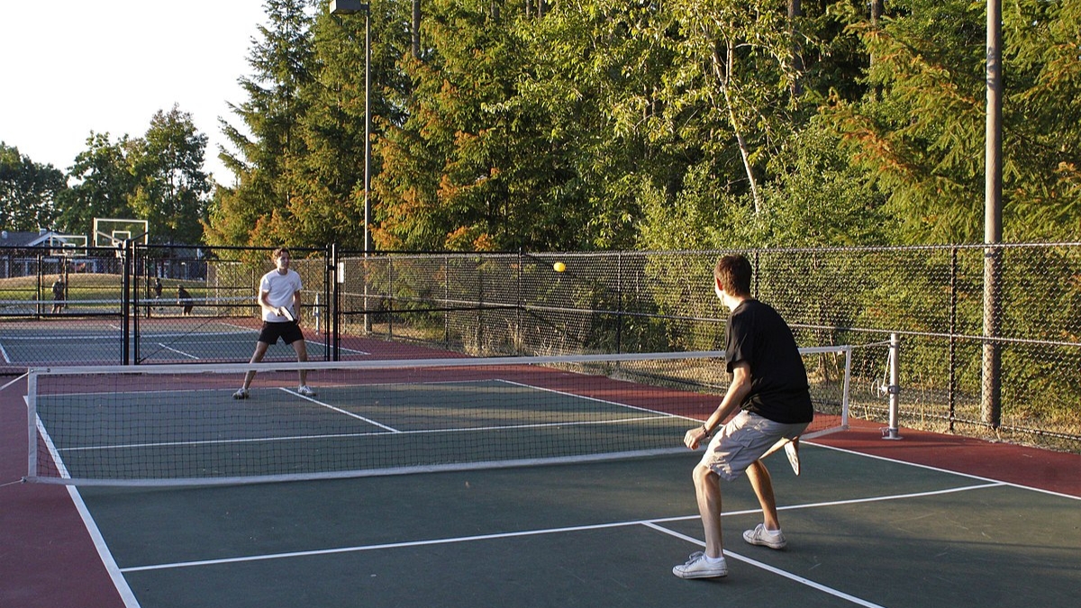 kỹ thuật đánh lob tấn công trong picklaball hiệu quả