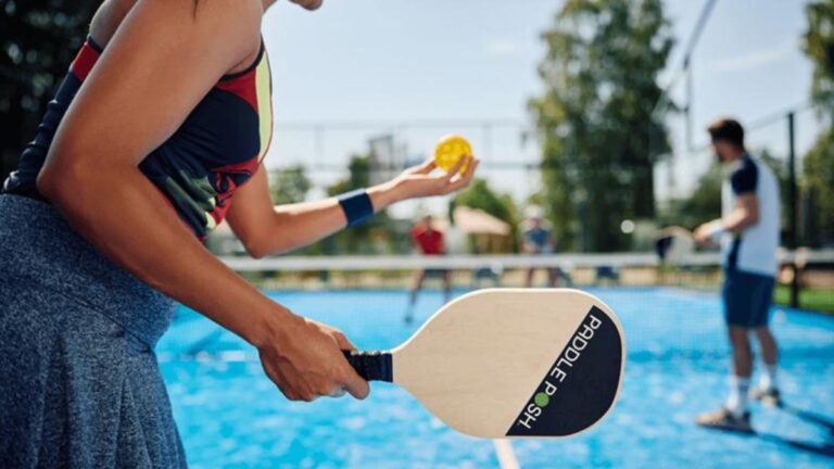 kỹ thuật mô-men xoắn trong pickleball - bí quyết tăng sức mạnh