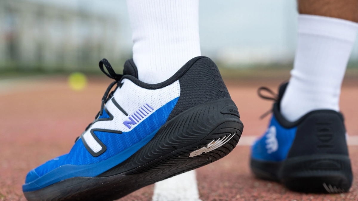 review new balance fuelcell 996v5 turf tốc độ có đáng mua