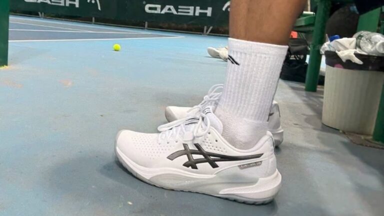 review asics gel-challenger 15 đột phá công nghệ