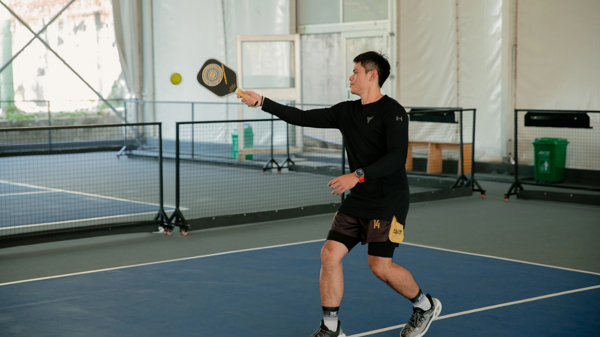 khắc phục lỗi đánh bóng ra ngoài trong pickleball