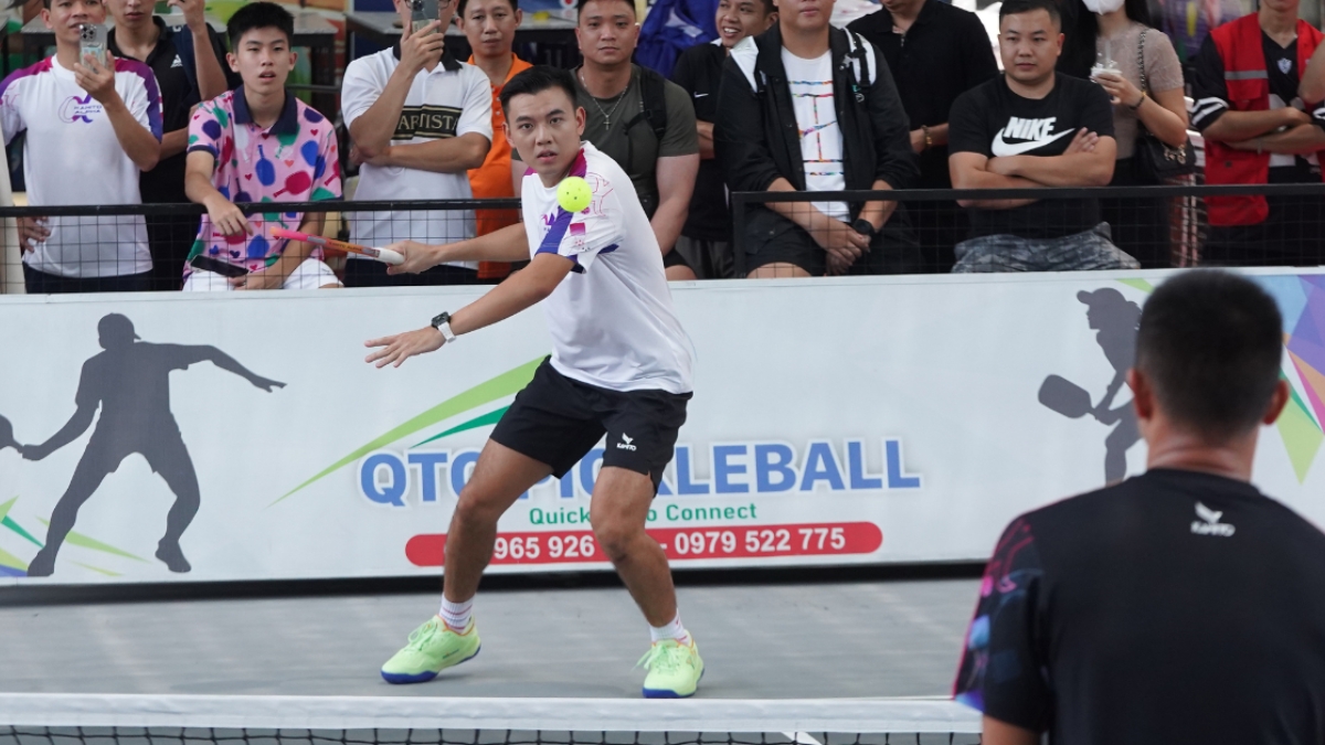 cách thực hiện kỹ thuật finding forehand pickleball dễ hiểu