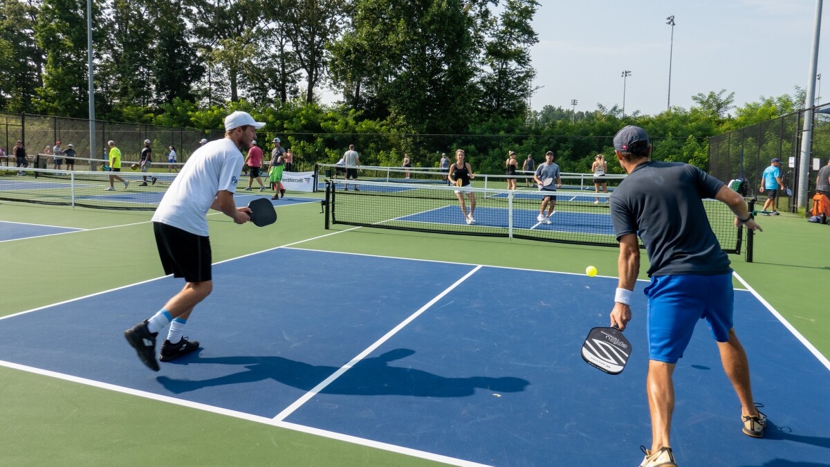 kỹ thuật đánh lob phòng ngự chuẩn hiệu quả trong pickleball