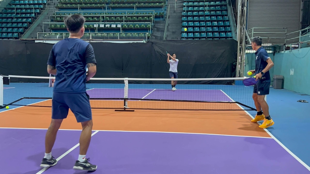 lưu ý khi chơi pickleball trong nhà an toàn và vui vẻ
