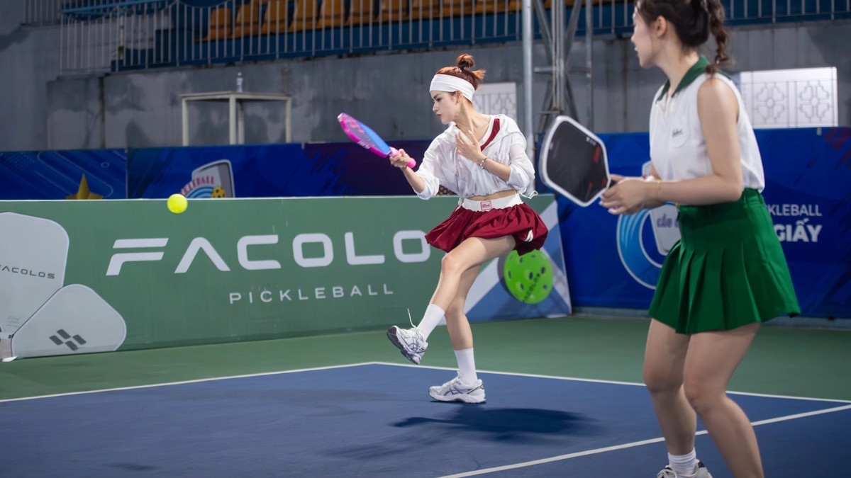 lưu ý khi chơi pickleball trong nhà an toàn và vui vẻ