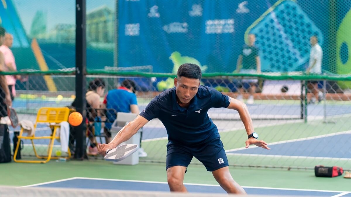 đánh bại đối thủ với mẹo chơi pickleball giúp nâng trình
