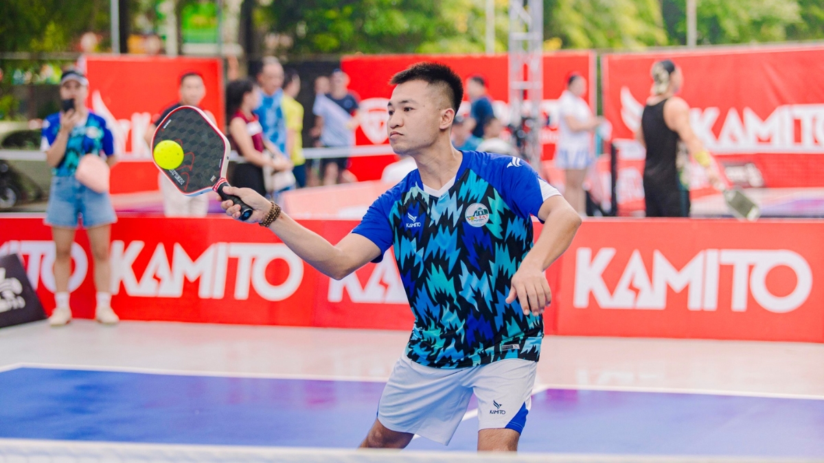 đánh bại đối thủ với mẹo chơi pickleball giúp nâng trình