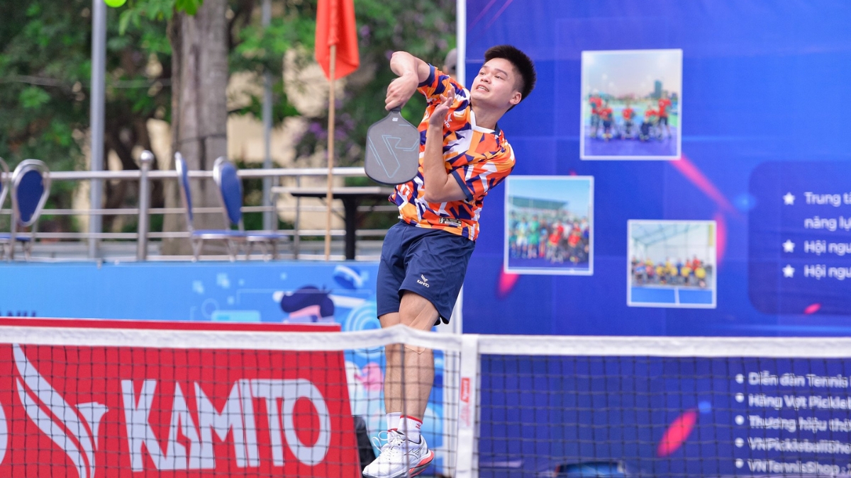 đánh bại đối thủ với mẹo chơi pickleball giúp nâng trình