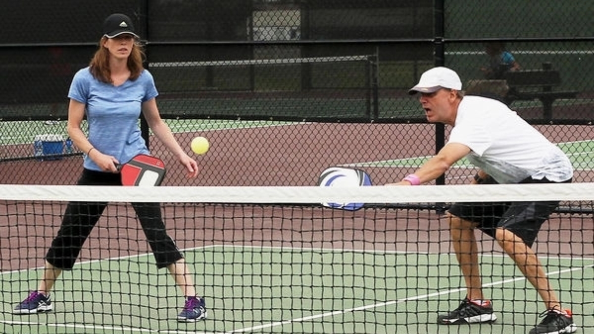 nghệ thuật né out balls bằng vị trí vợt trong pickleball nghệ thuật né out balls bằng vị trí vợt trong pickleball