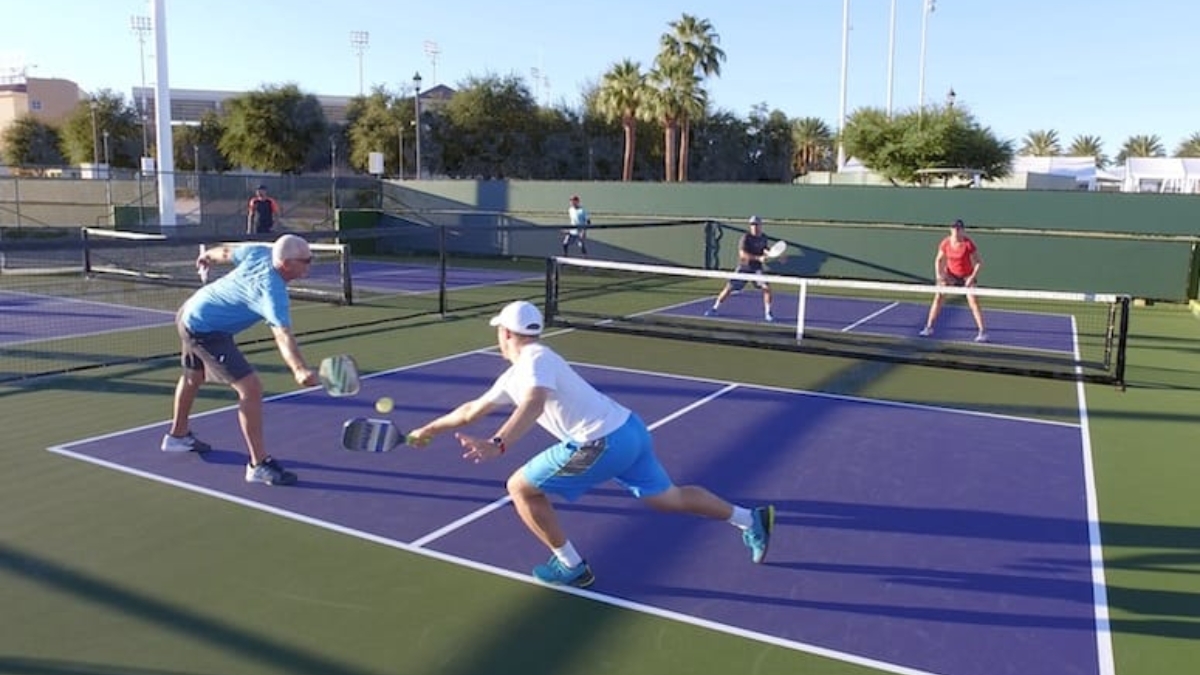 nghệ thuật né out balls bằng vị trí vợt trong pickleball nghệ thuật né out balls bằng vị trí vợt trong pickleball