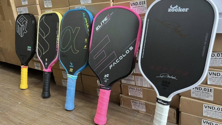 cách thay mặt vợt pickleball đơn giản đúng kỹ thuật