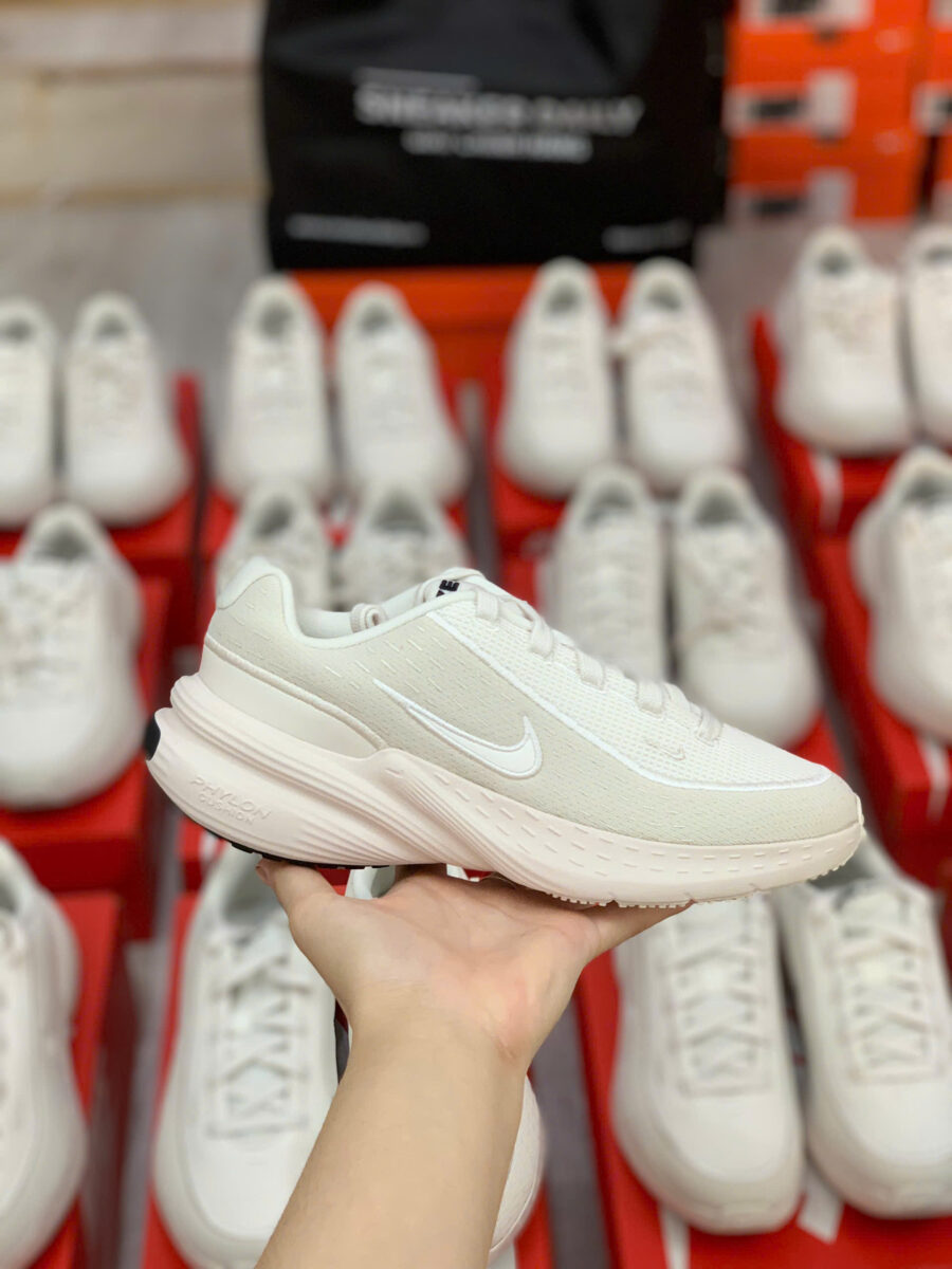 giày nike uplift sc "cream white' if1749-003