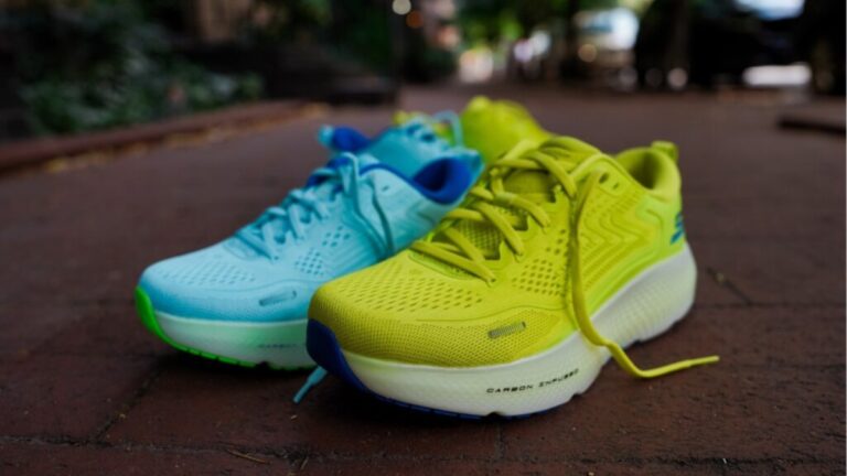 skechers go run max road 6: giày chạy với lớp đệm đỉnh cao