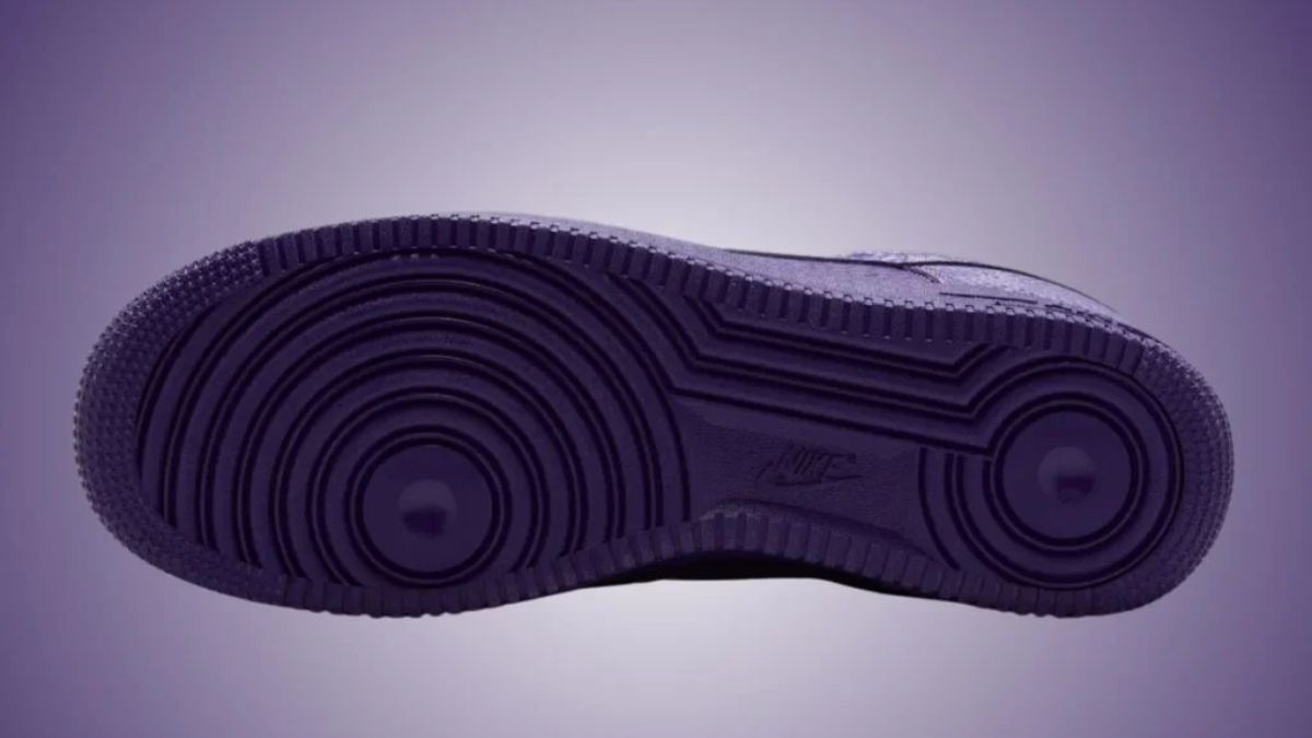 Kobe x Air Force 1 “Court Purple” ra mắt vào mùa lễ này