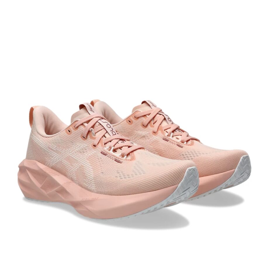 giày asics novablast 5 'breeze white' 1012b765-700