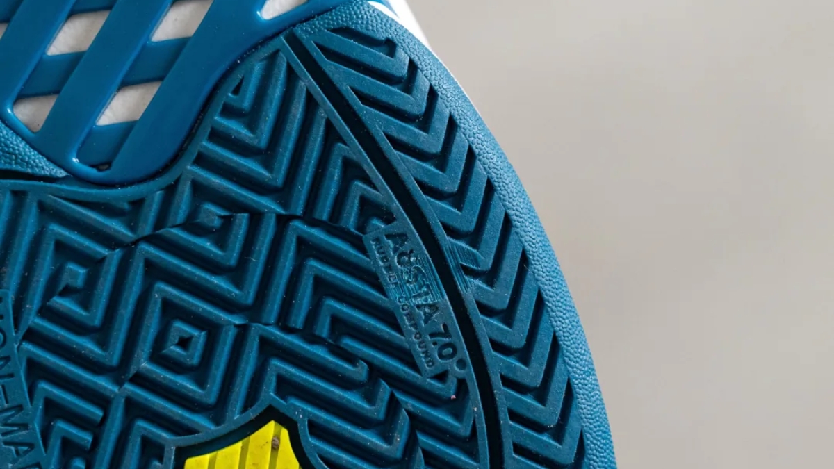 khám phá hiệu năng đỉnh cao của k-swiss hypercourt express 2