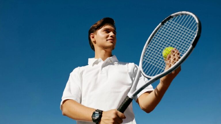 luật giao bóng tennis chuẩn 2025 - hướng dẫn toàn diện