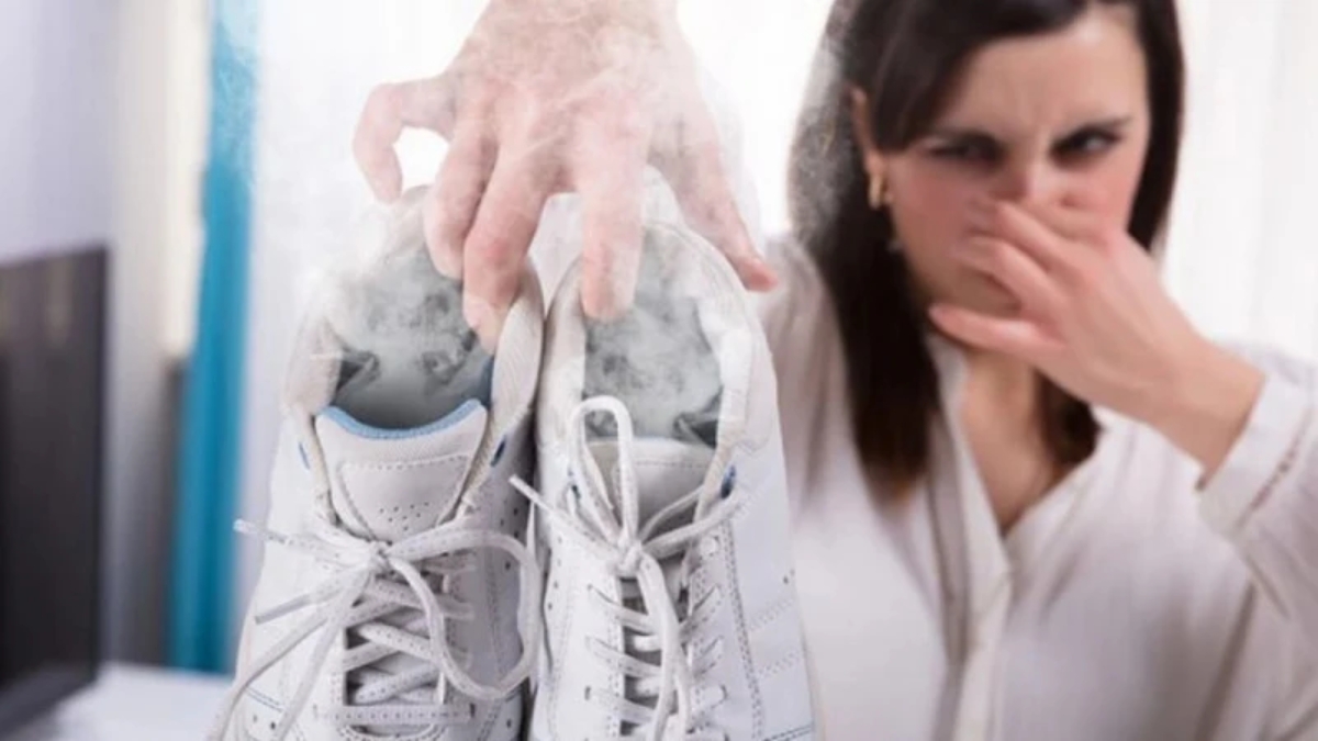 hướng dẫn vệ sinh giày tennis chuẩn sạch bóng như mới