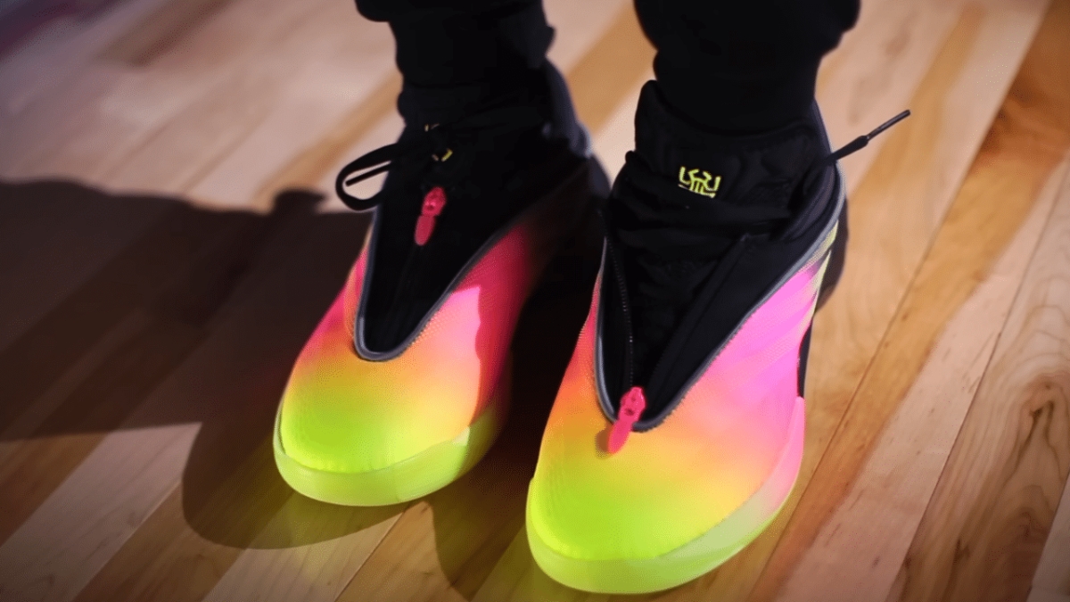 review adidas don issue 7 với 4 tiêu chí cho gameplay