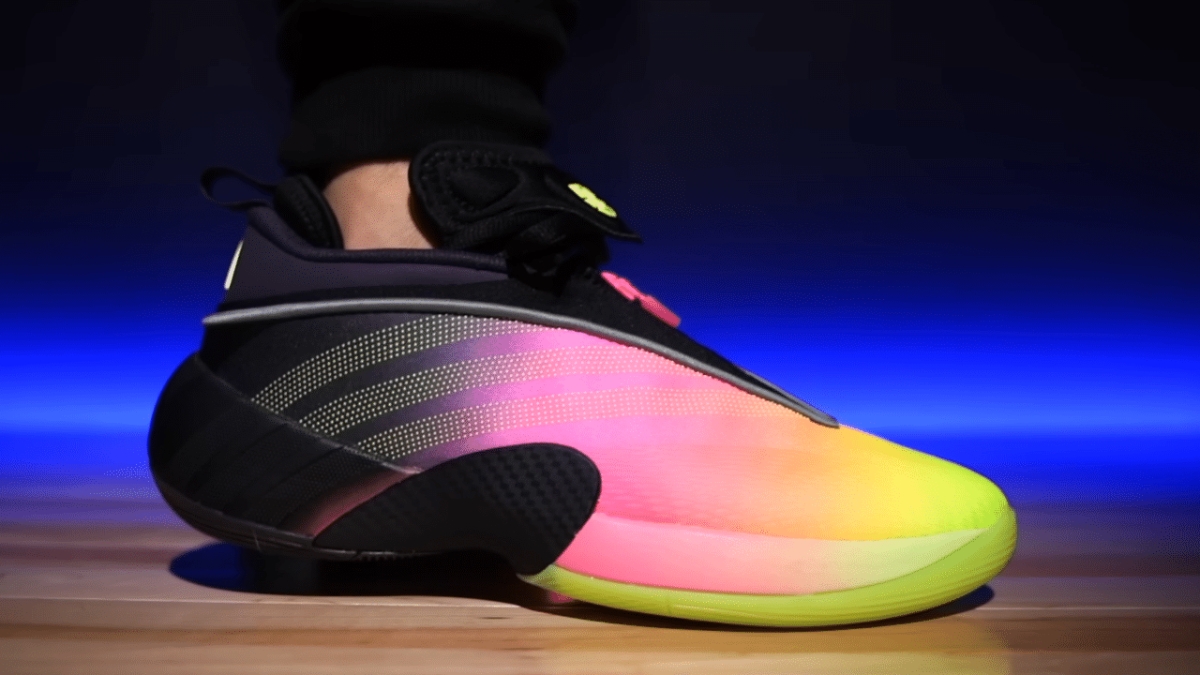 review adidas don issue 7 với 4 tiêu chí cho gameplay