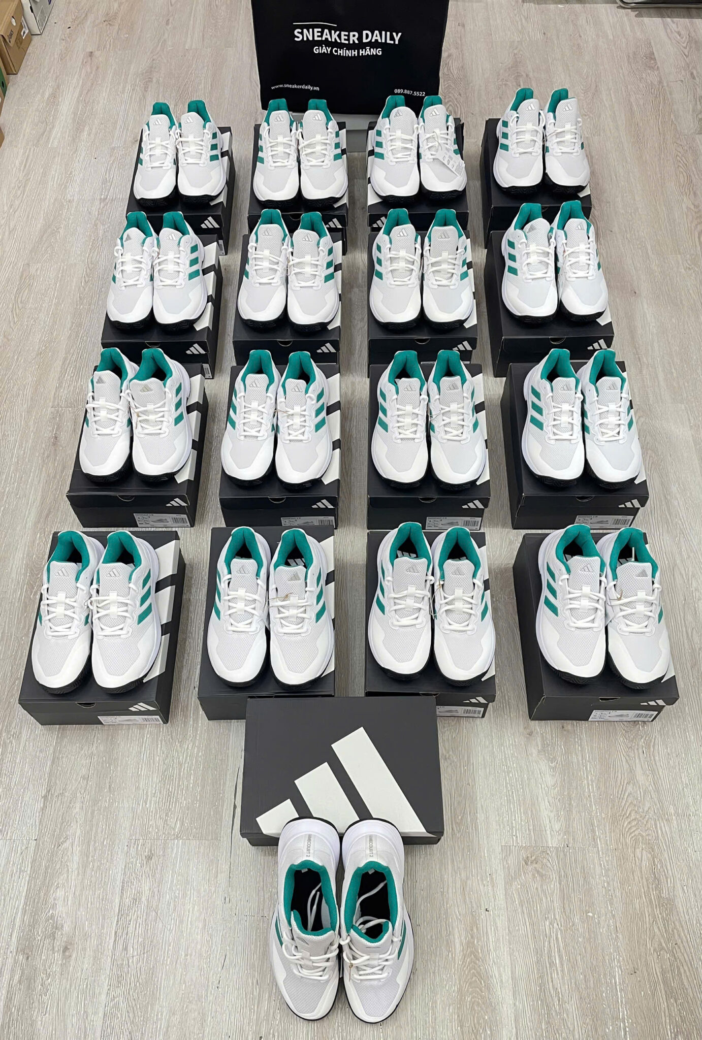 z7031104488058_bdee64d76b970be4ce01457e7394ada1 giày adidas gamecourt 2.0 tennis "cloud white/pure teal" jp7722