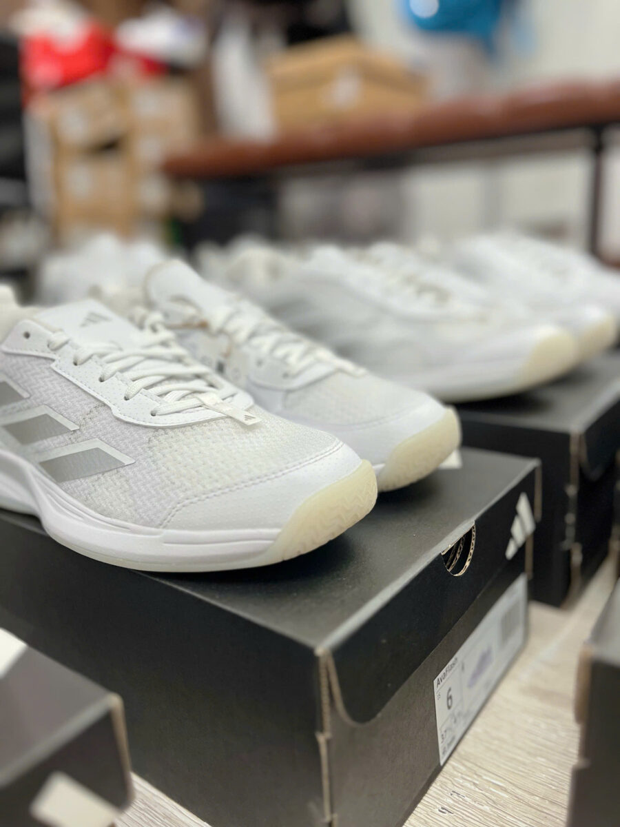 giày adidas avaflash low tennis ‘white’ ig9540