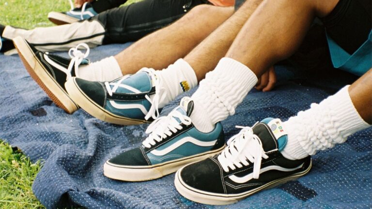 top 7 giày thể thao giá rẻ đáng mua nhất năm 2025