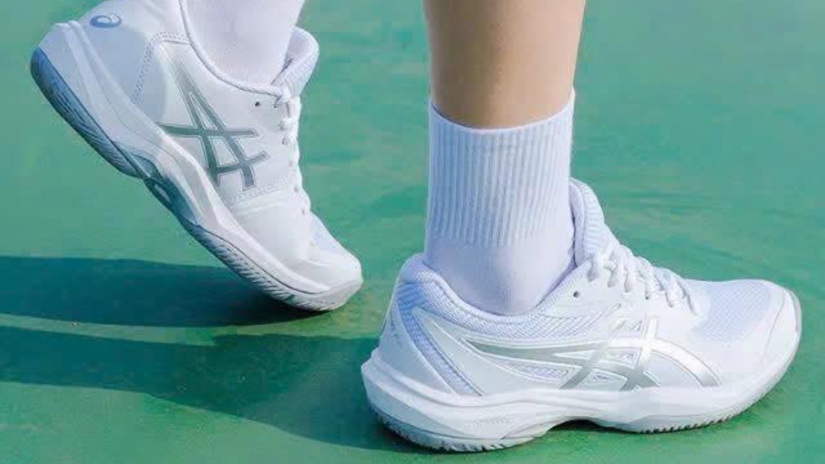 asics upcourt 6 hay game ff: đôi nào đáng mua hơn?