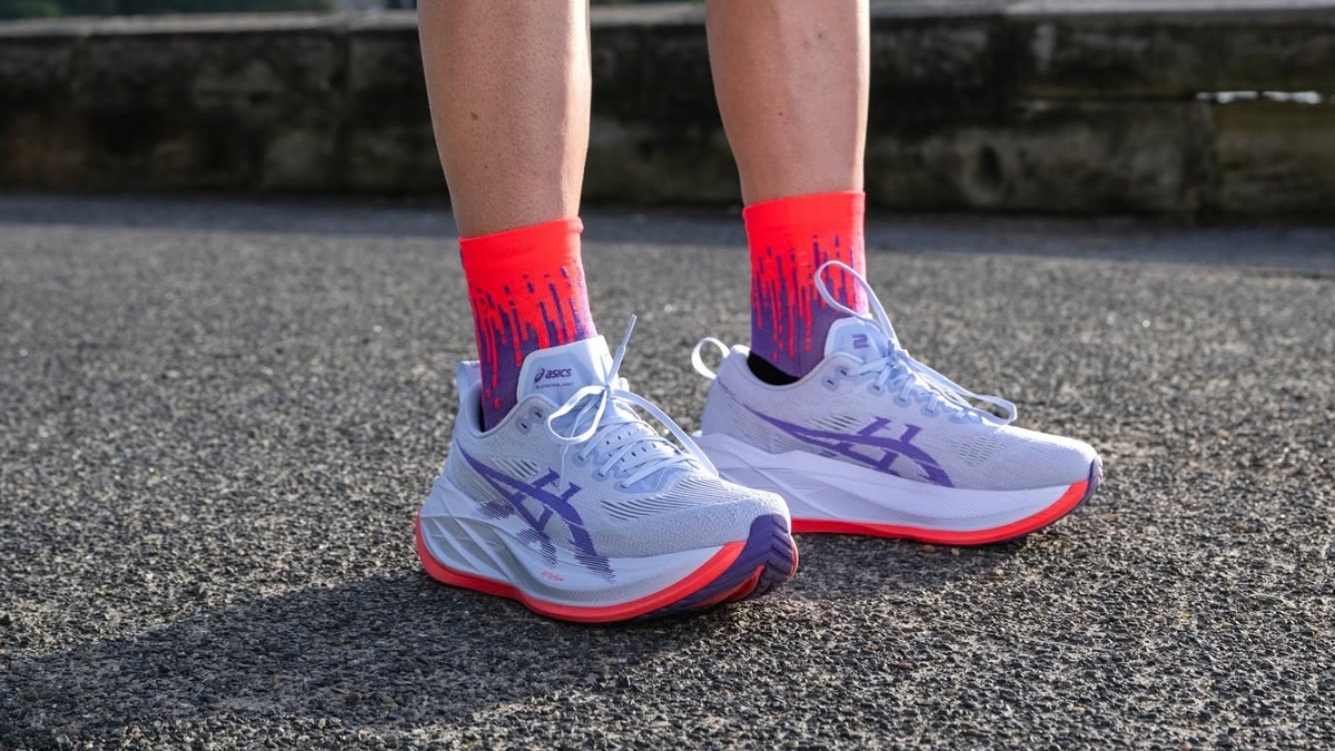 top 8 mẫu giày chạy phá đảo marathon 2025