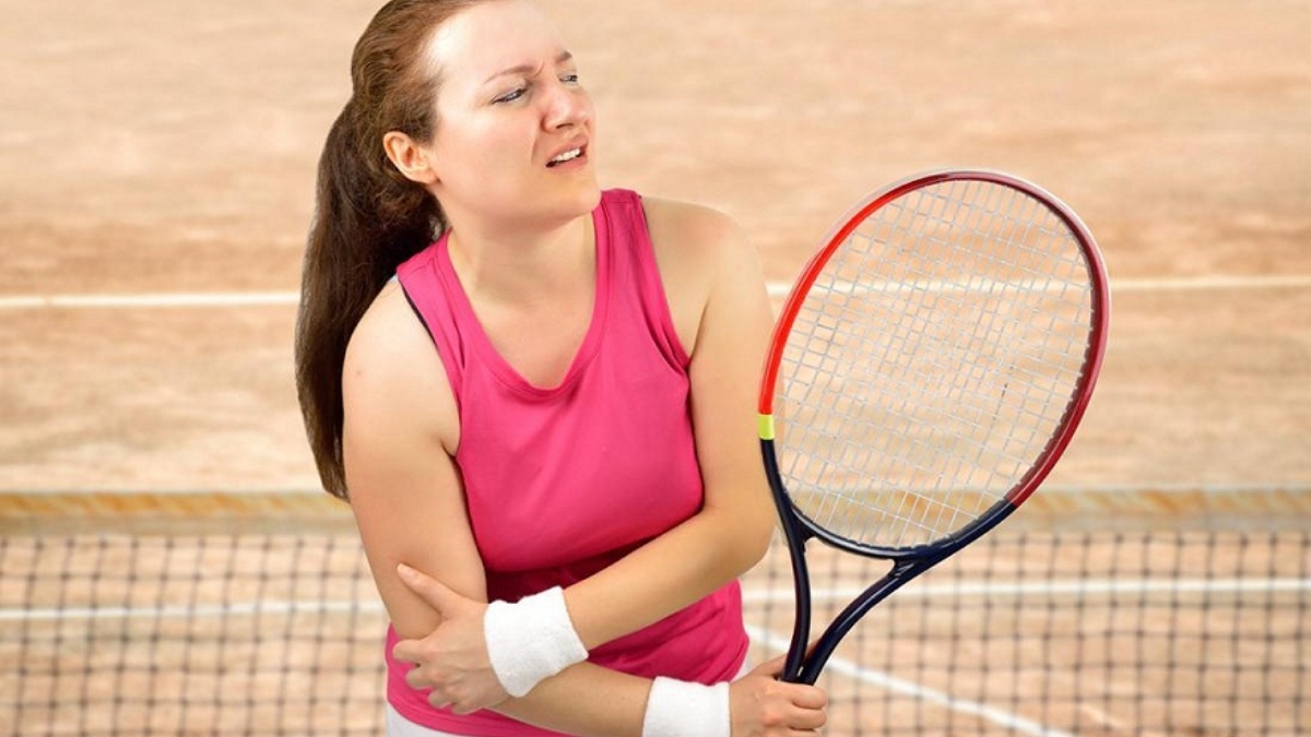 90% nguyên nhân đau bắp tay khi chơi tennis từ 3 sai lầm này 90% nguyên nhân đau bắp tay khi chơi tennis từ 3 sai lầm này