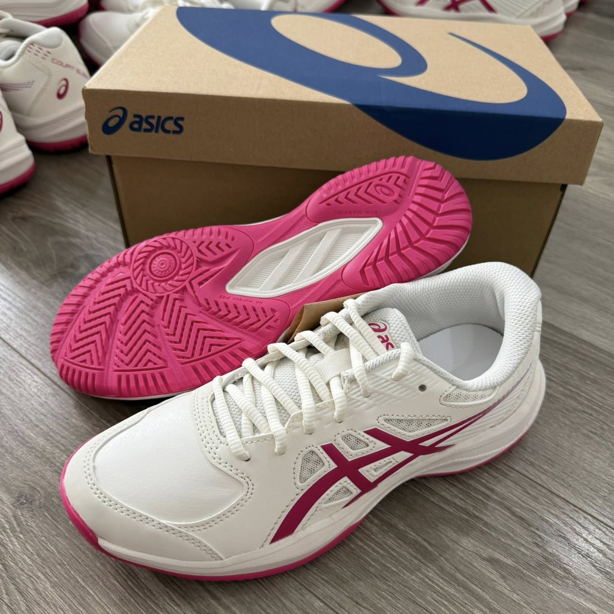 giày asics court slide 4 'cream bright rose' 1042a283-101 (4) giày asics court slide 4 'cream bright rose' 1042a283-101