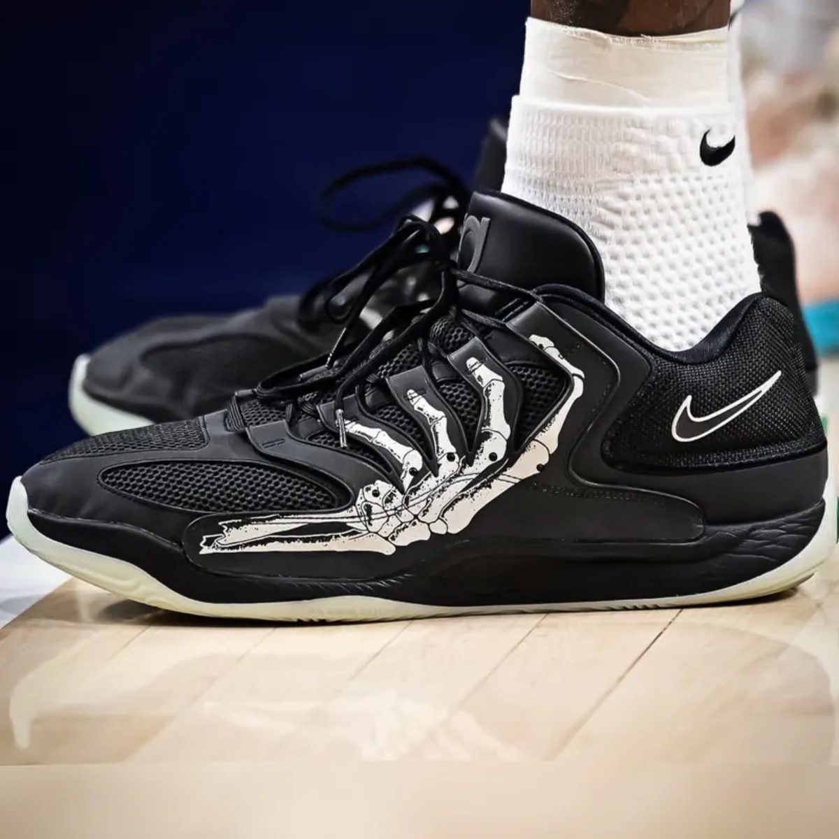 giày nike kd 18 ep 'slim reaper' im1347-001 (4) giày nike kd 18 ep 'slim reaper' im1347-001