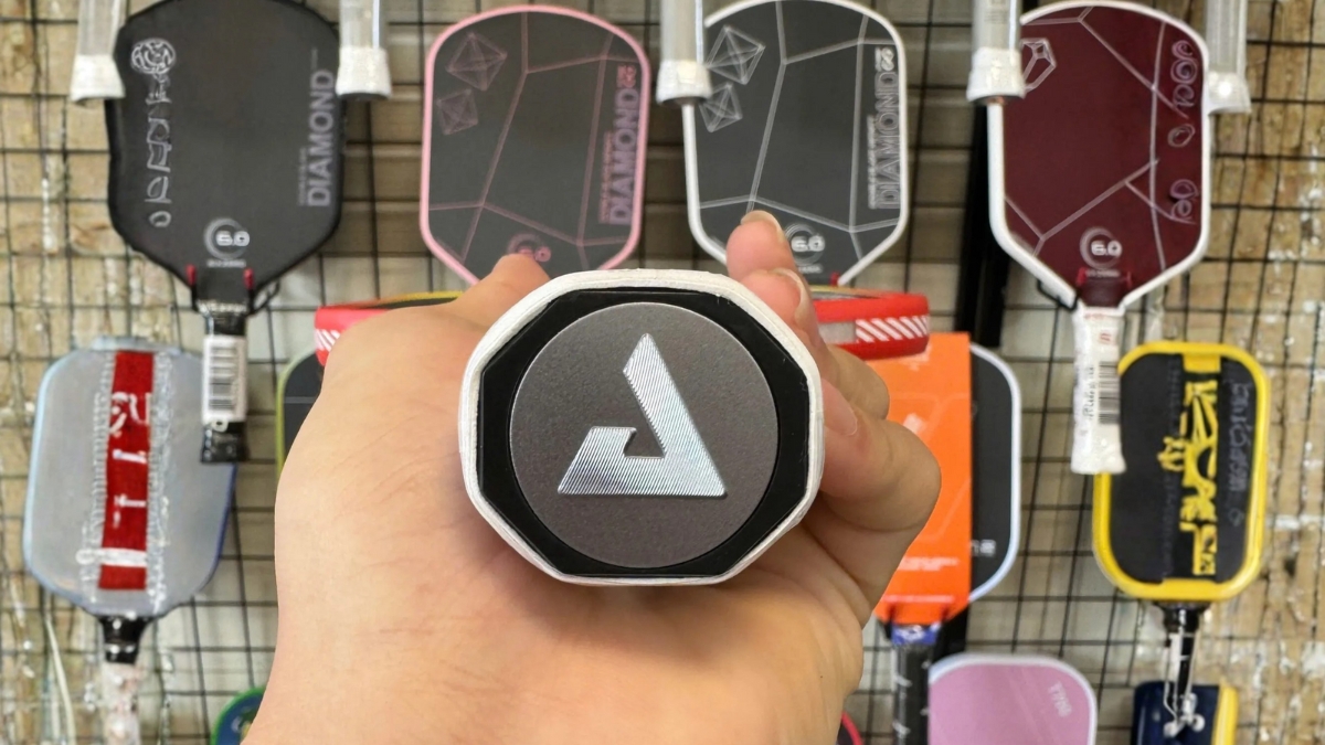 soi điểm khác biệt: joola limited pro iv - đâu mới là chân ái? soi điểm khác biệt: joola limited pro iv - đâu mới là chân ái?